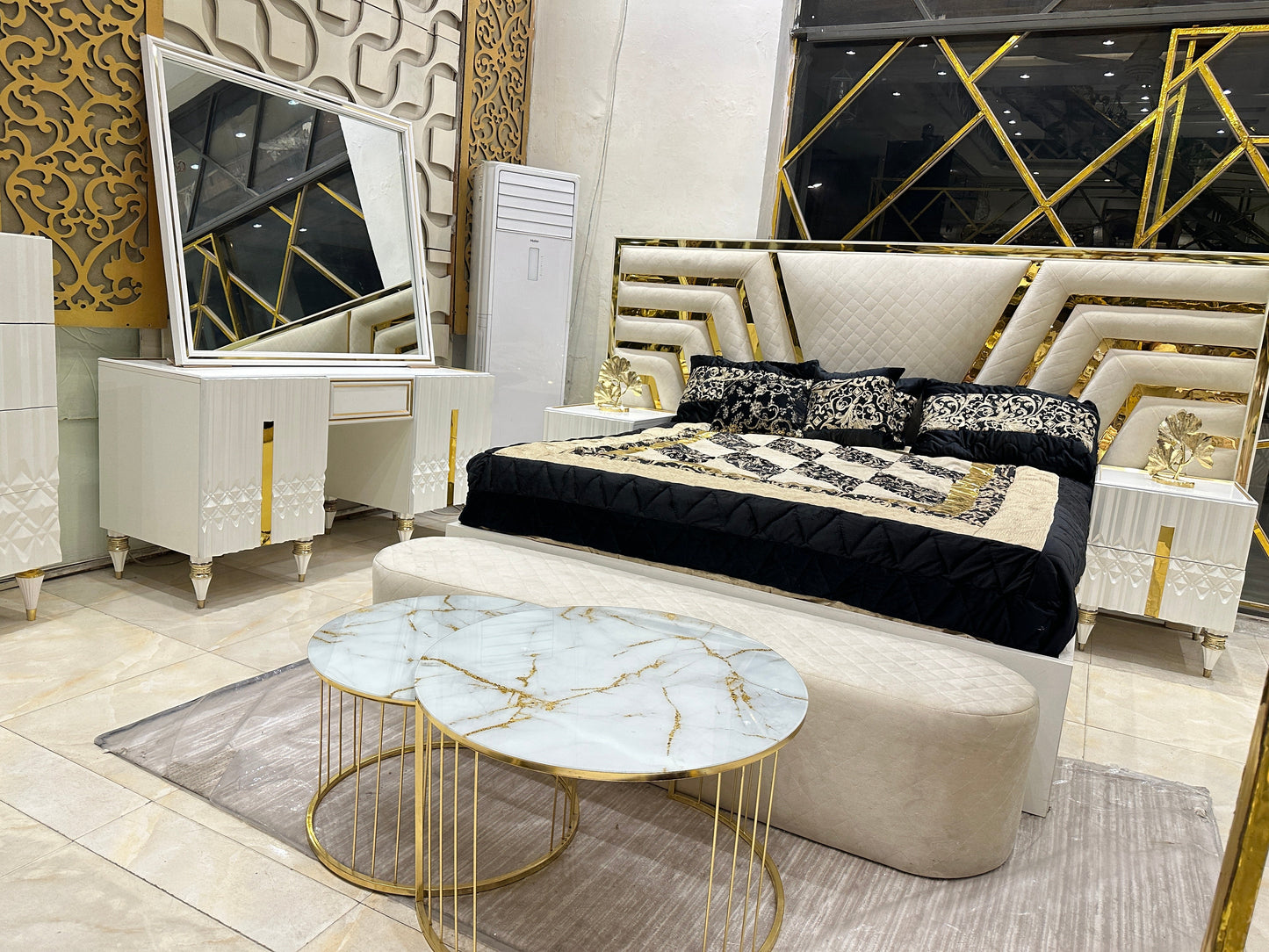 The Opulent Elegance Bedroom Set – Redefining Luxury Living