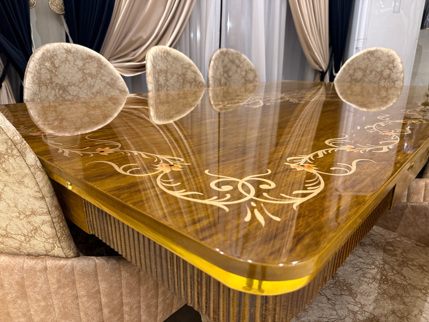 Luxury Athen Dining Set with 8 Chairs