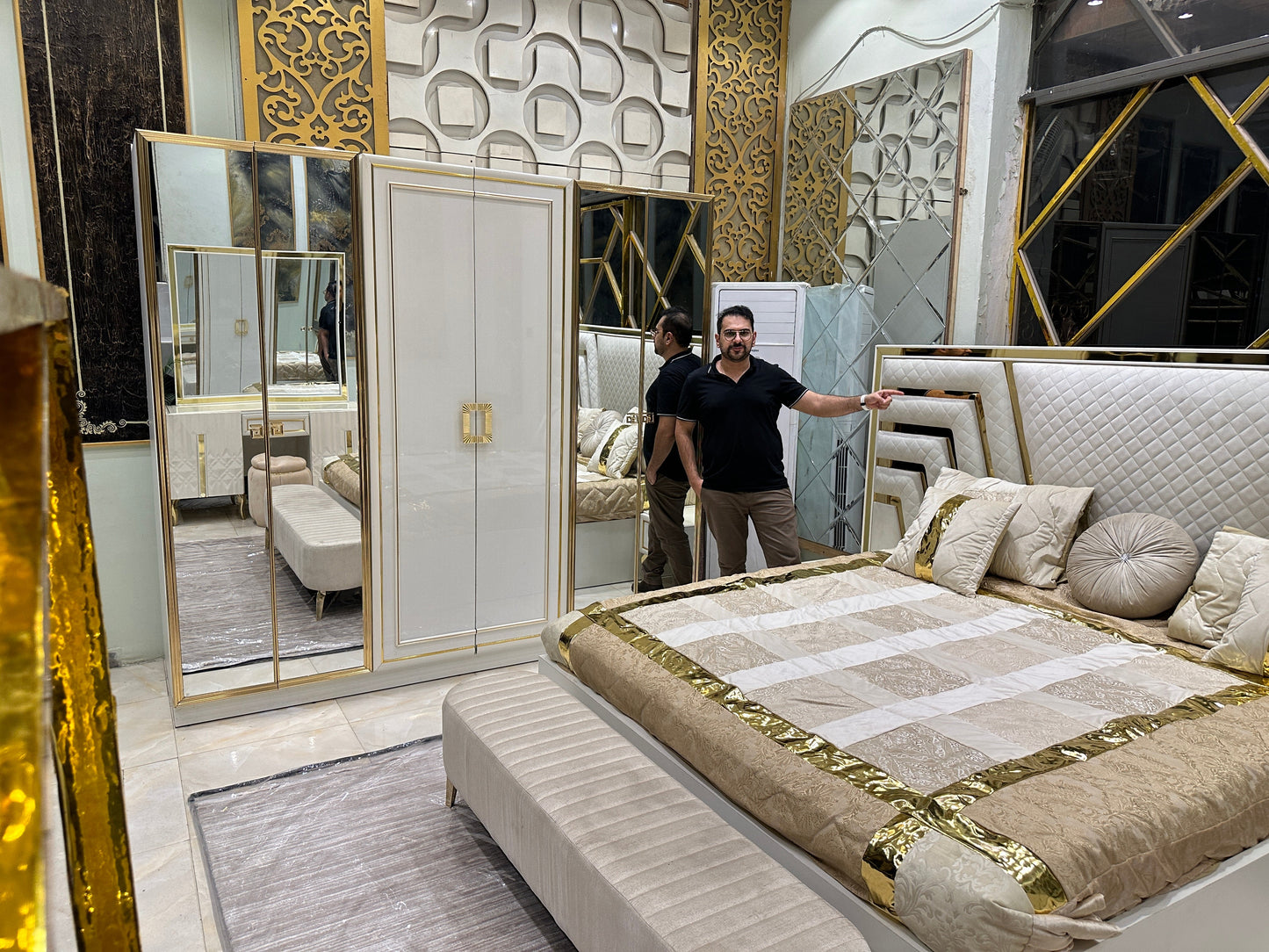 The Opulent Elegance Bedroom Set – Redefining Luxury Living