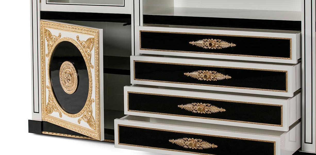 Elegant Display Cabinet: A Luxurious Showcase for Your Treasures