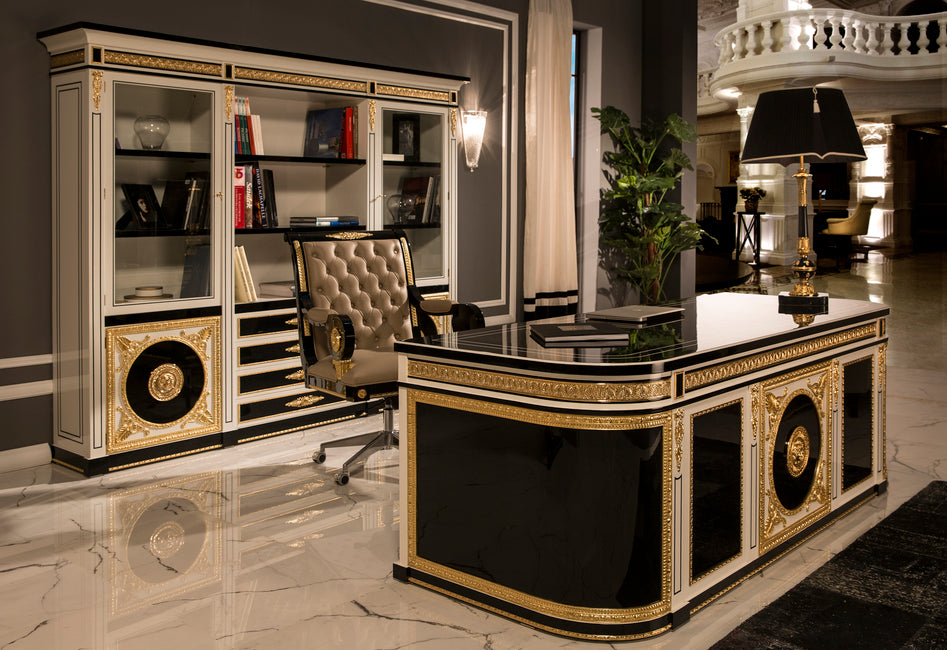 Elegant Display Cabinet: A Luxurious Showcase for Your Treasures