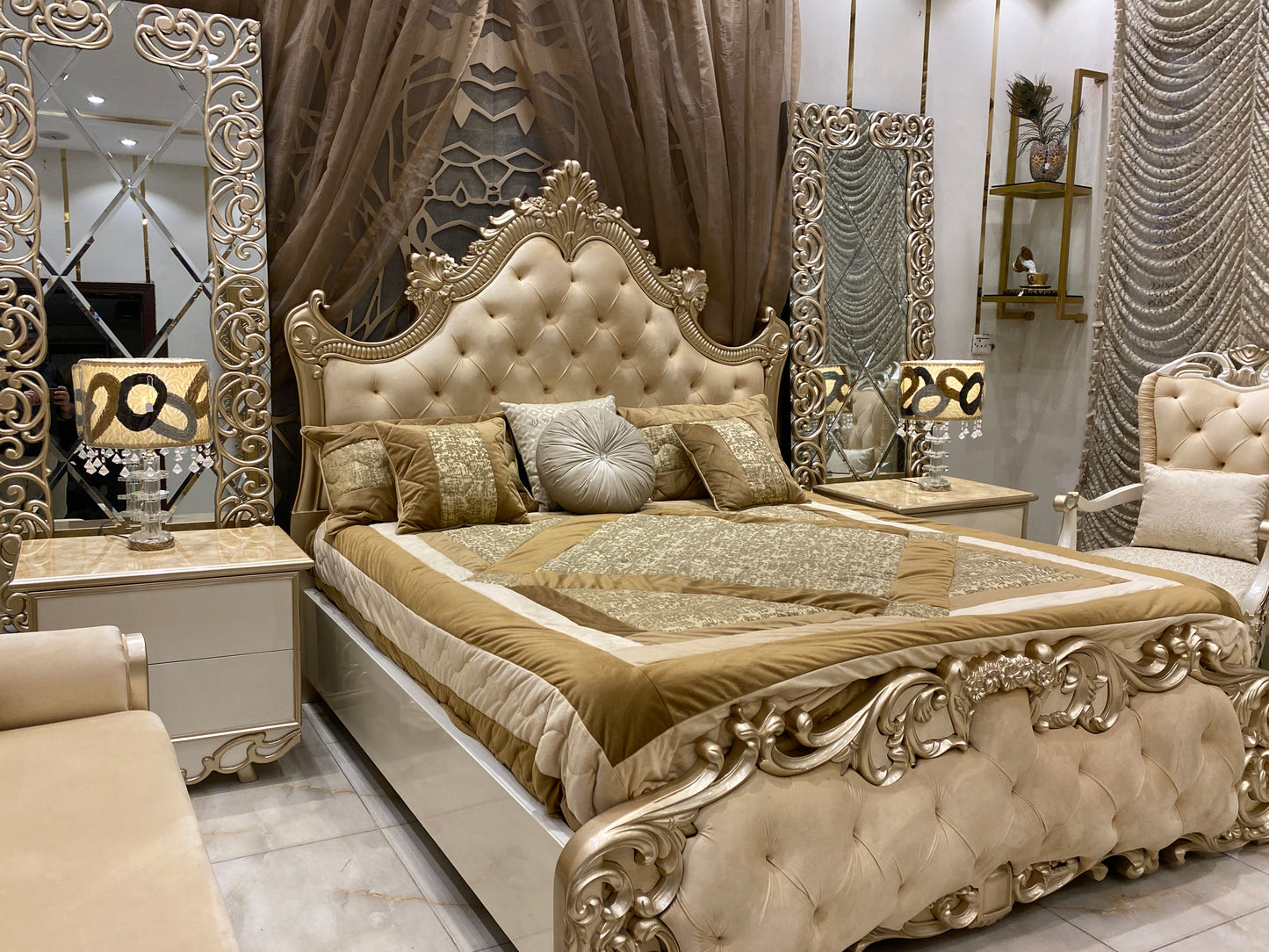 Sultanate Classic Gold