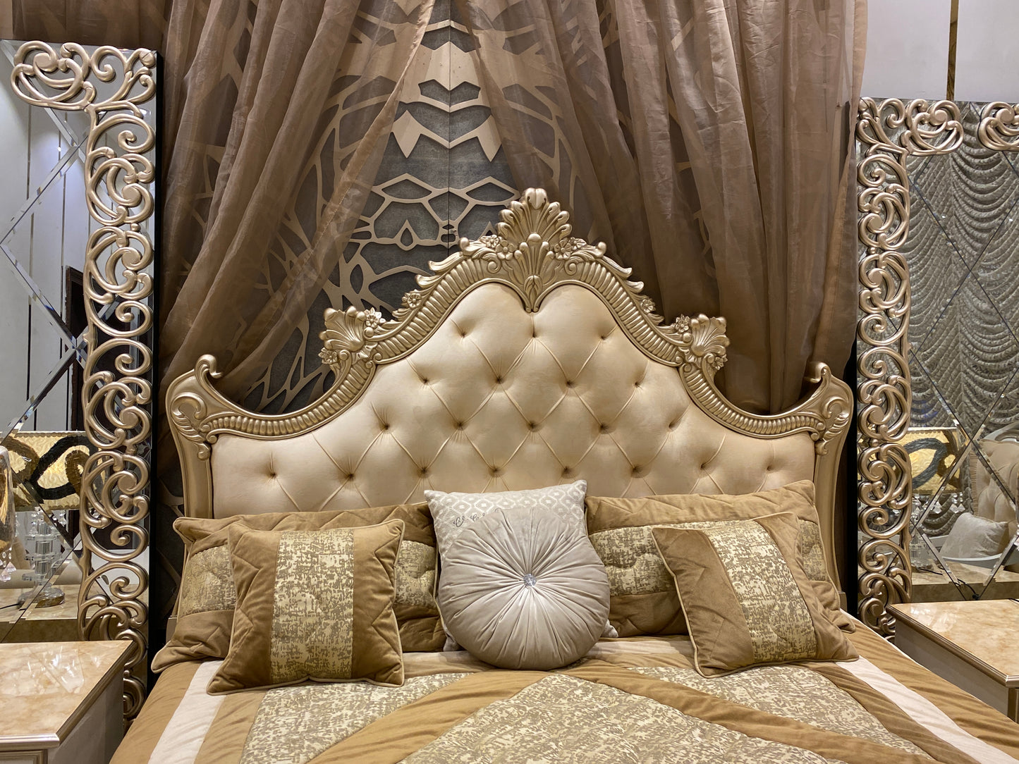 Sultanate Classic Gold