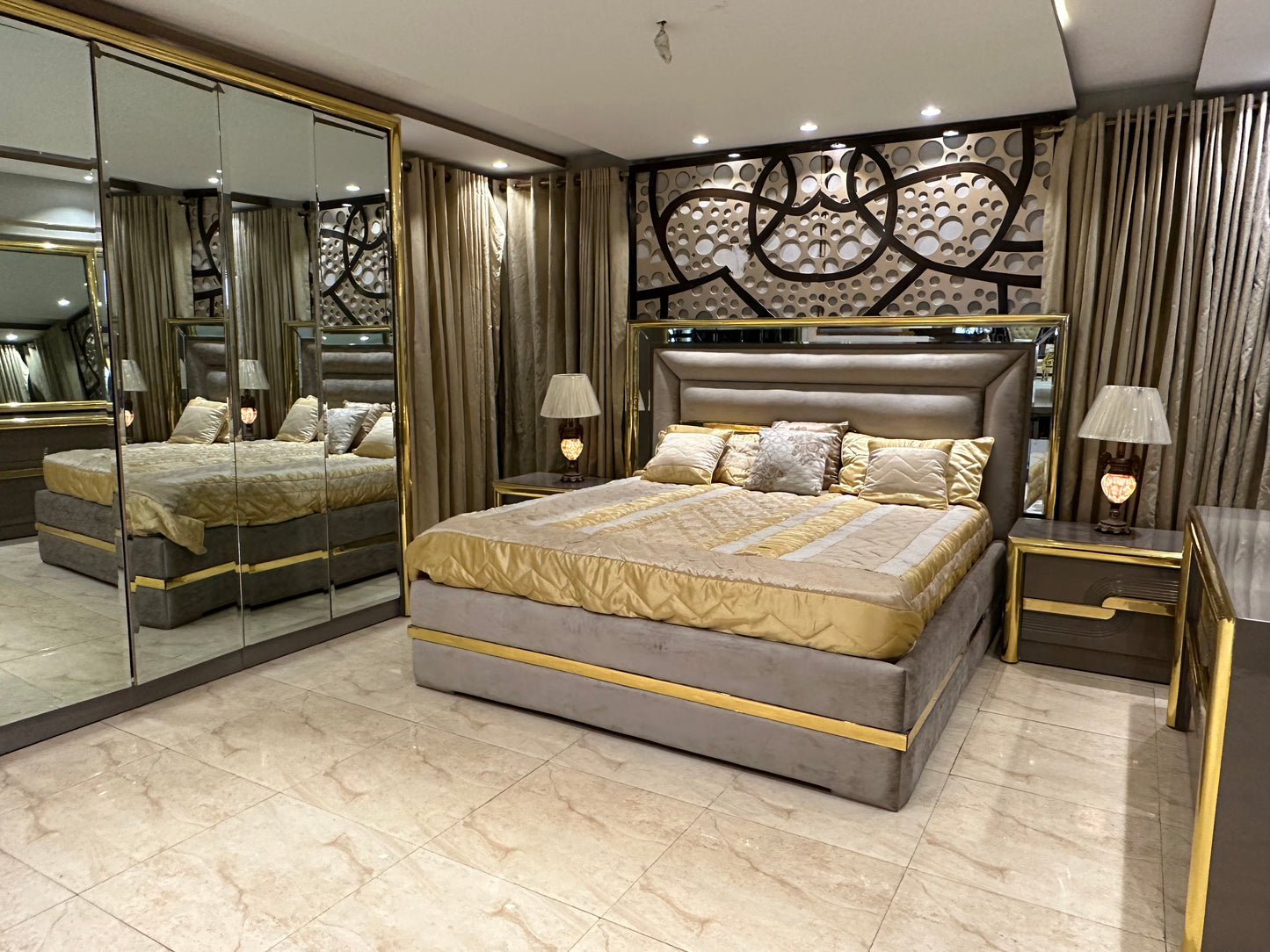 Nero Luxury 10027 Bedroom Set