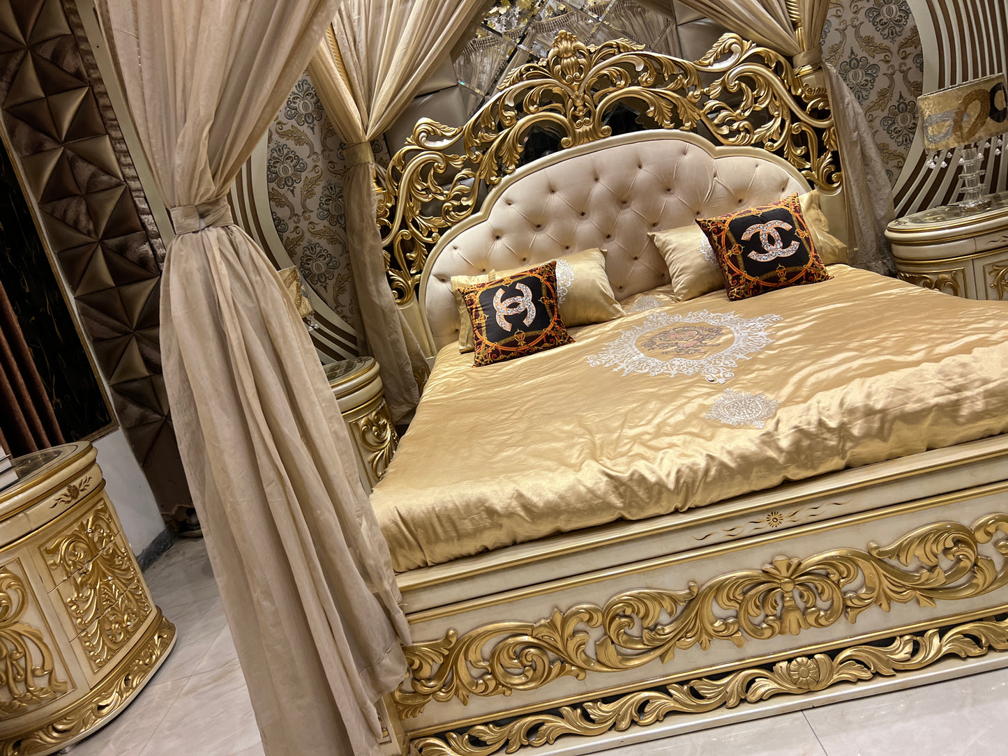 Sultan Bedroom Set