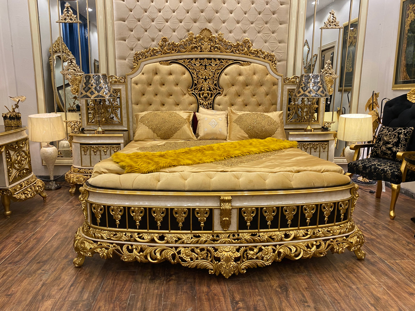 Zanjabeel Bedroom Set