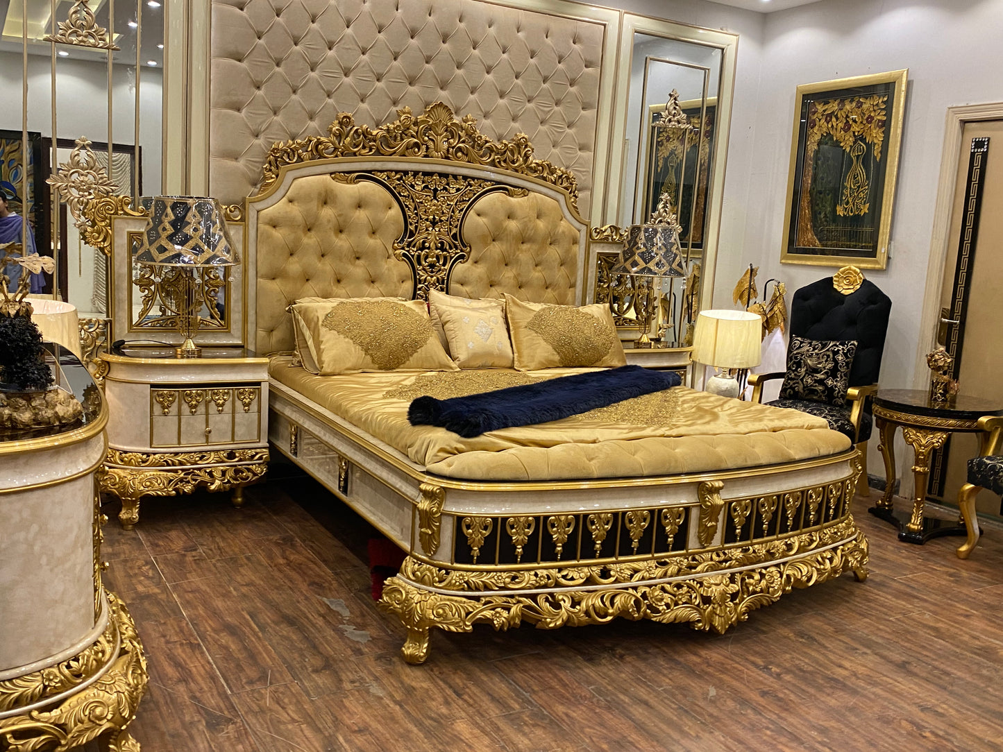 Zanjabeel Bedroom Set