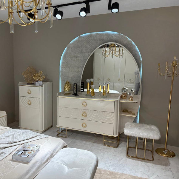 Luxurious Modern Bedroom Set with Elegant Curved Headboard and Glam Accents