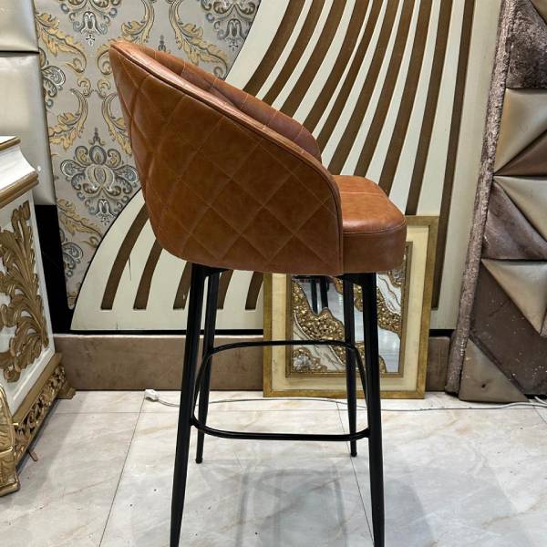 Vintage-Inspired Tufted Leather Bar Stool